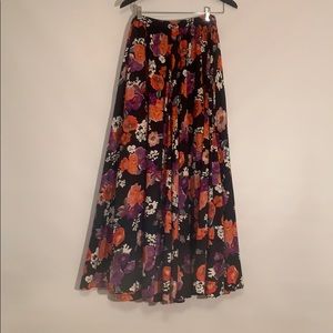 Women’s skirt